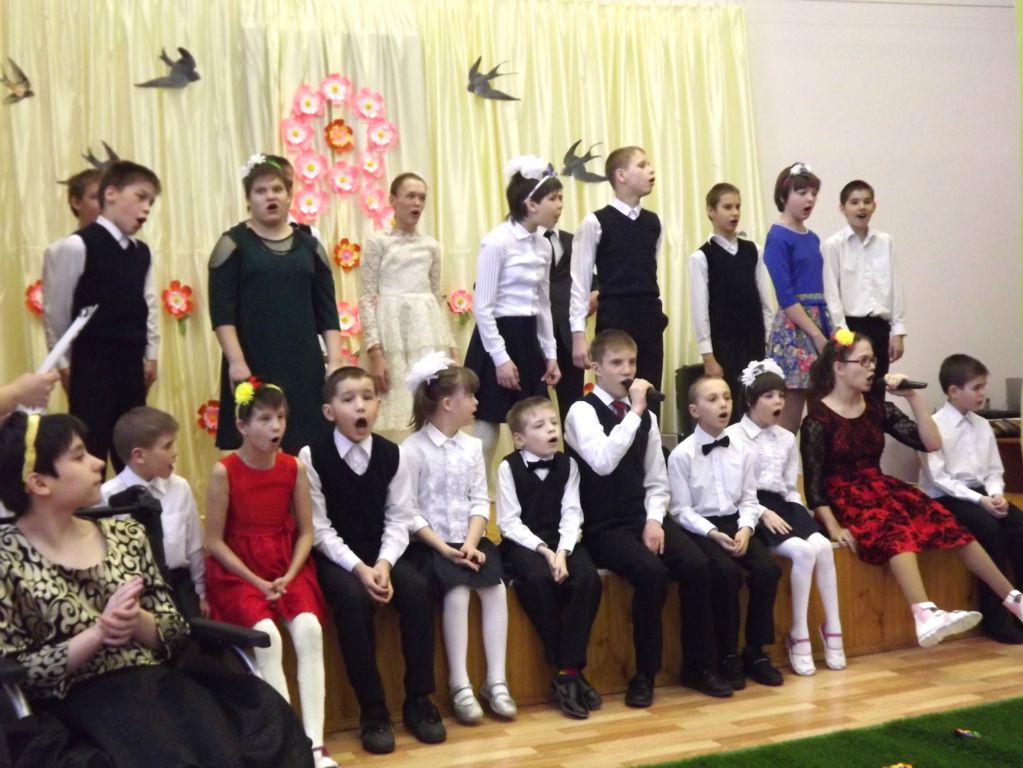 Праздничная программа
