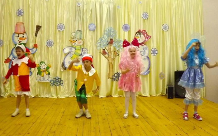 Школьная ёлка