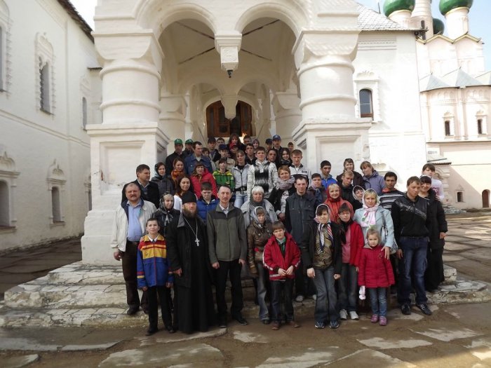 Поездка в Ростов с посещением Спасо-Яковлевского монастыря и Музея финифти