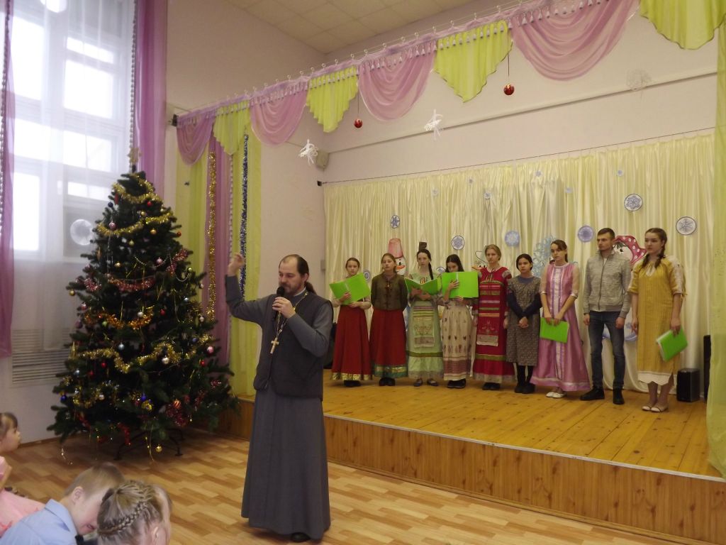 Праздничное богослужение и гости