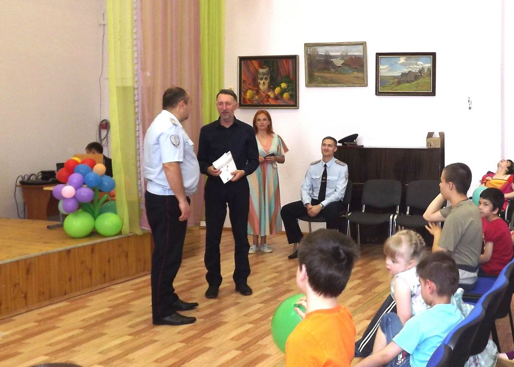 Поздравление от друзей из УМВД