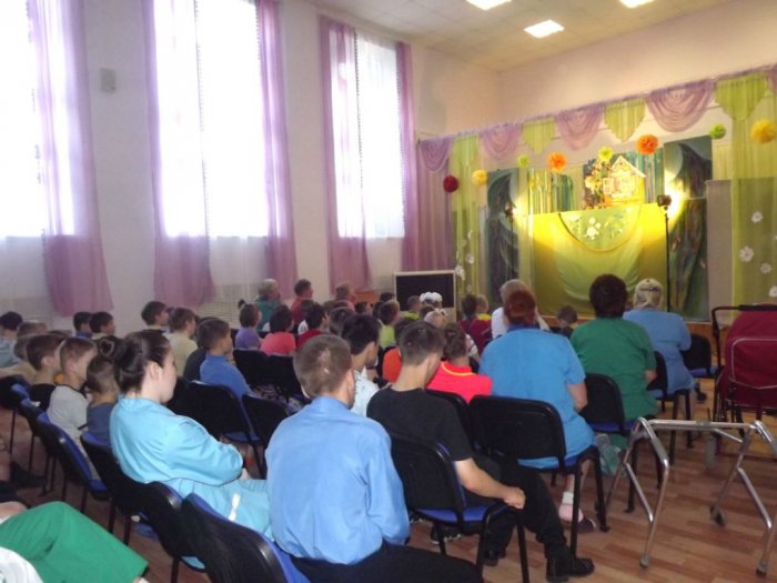 Кукольный спектакль