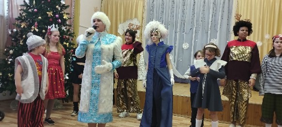 Новогоднее представление