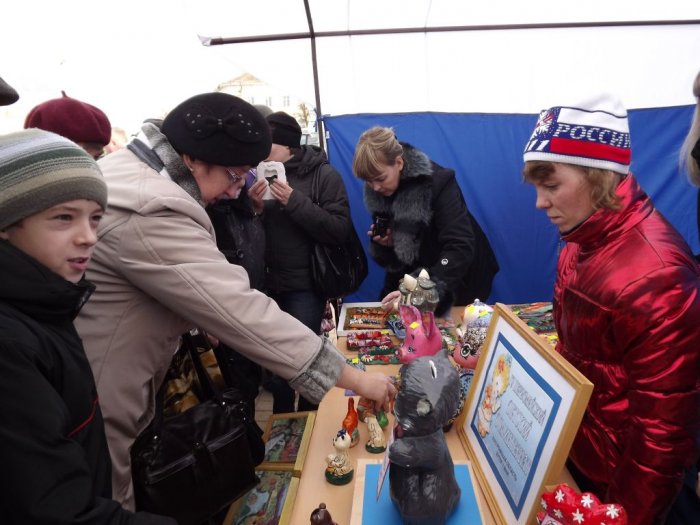 Акция "Подари радость детям"