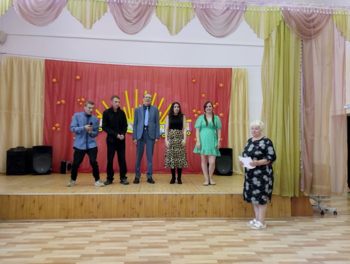 Музыкальный подарок для ребят