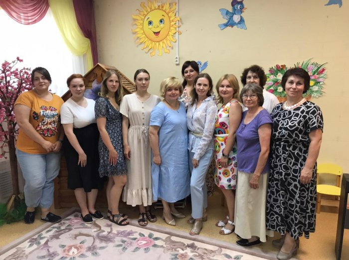 Круглый стол