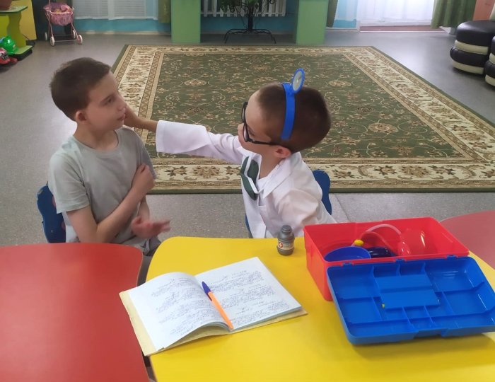 Стали врачами