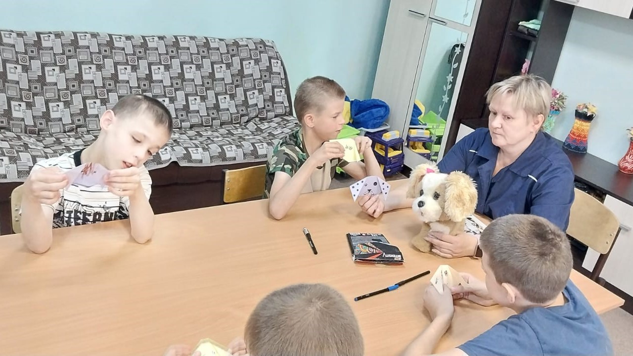 Изготовление фигурки собачки в технике оригами