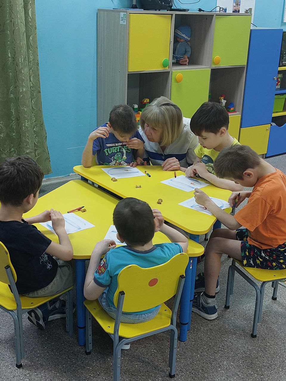 Знакомство с аквариумными рыбками