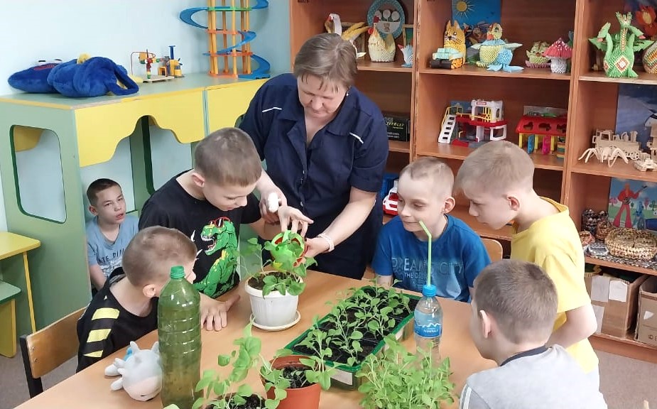 Уход за цветами