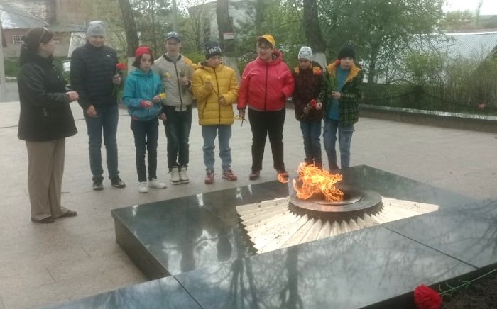 Посещение памятников