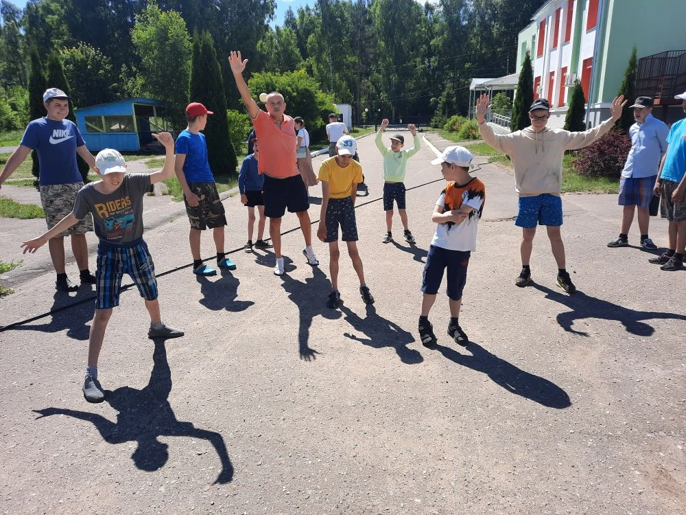 Силуэты и тени.