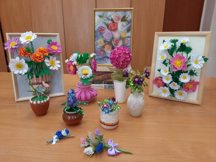 Выставка к 8 марта