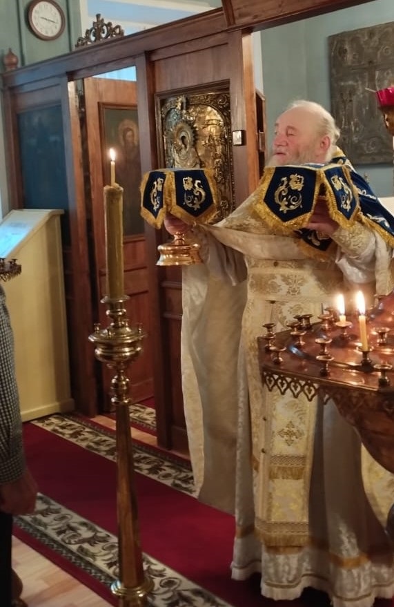 Поздравление о.Михаила