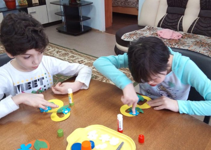 Поздравление сотрудников-женщин