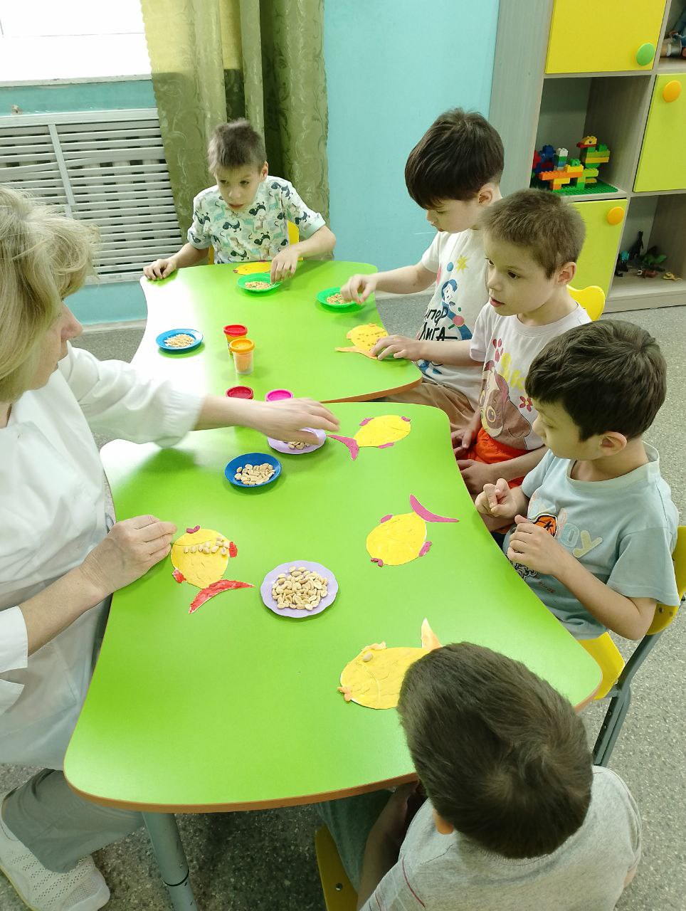 Знакомство с аквариумными рыбками