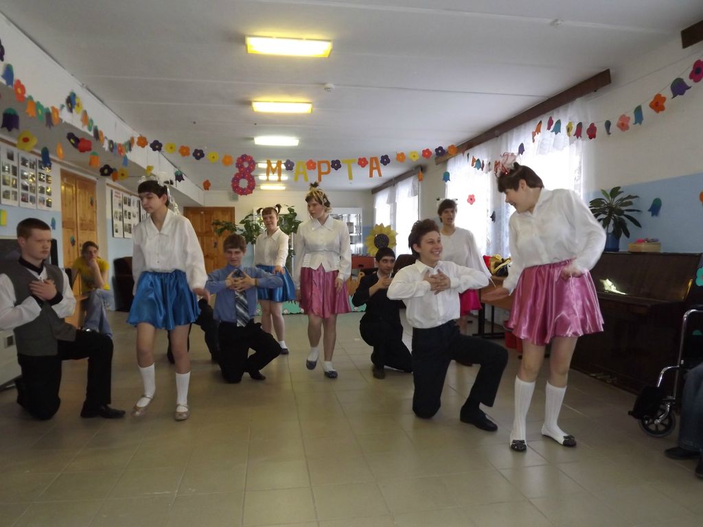 8 марта