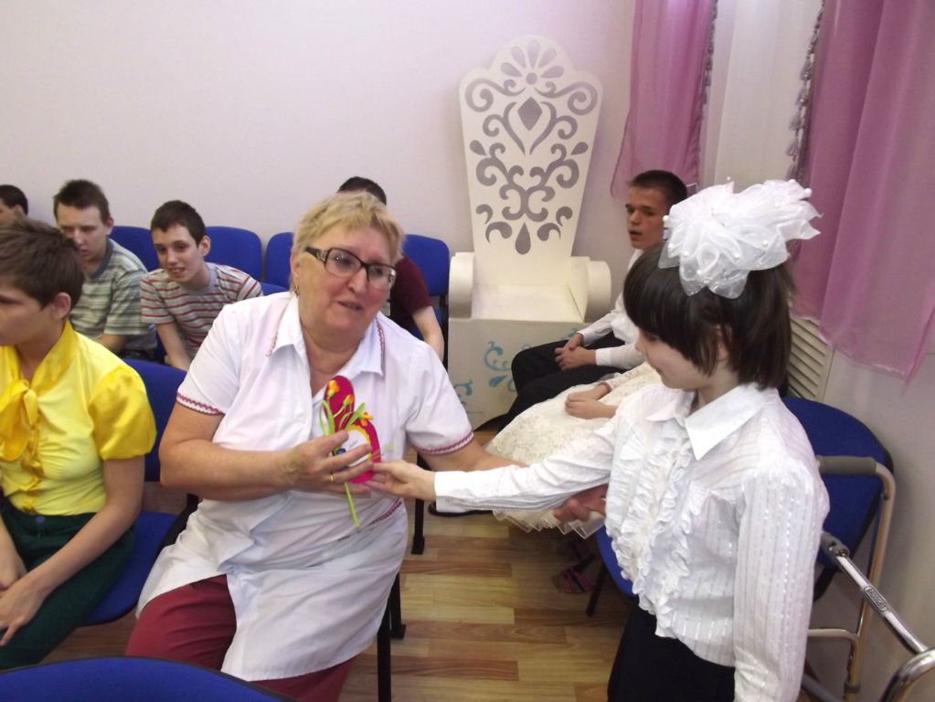 Праздничная программа