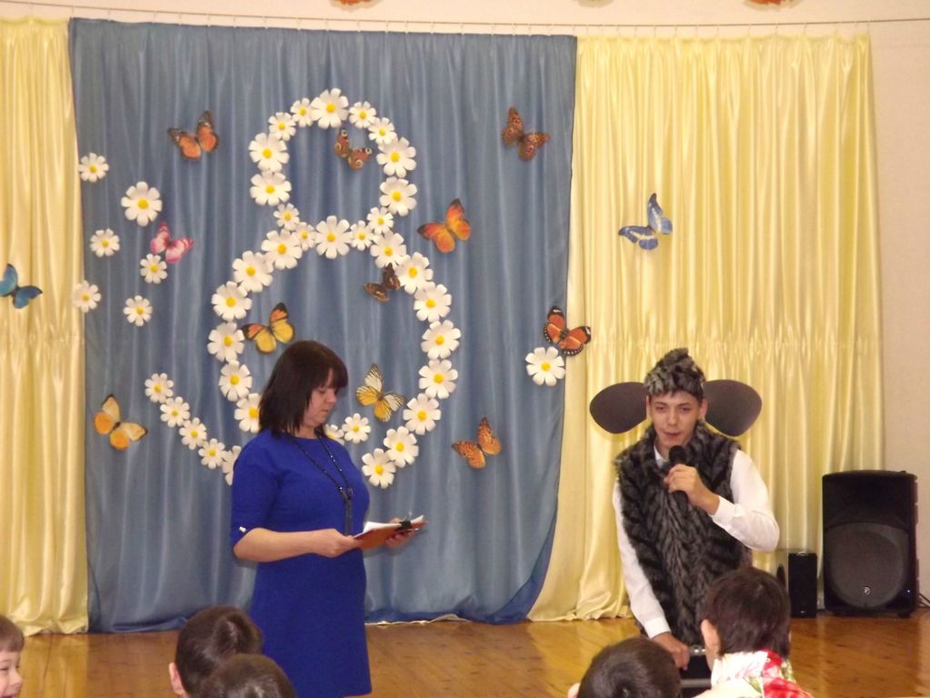 С праздником, женщины!