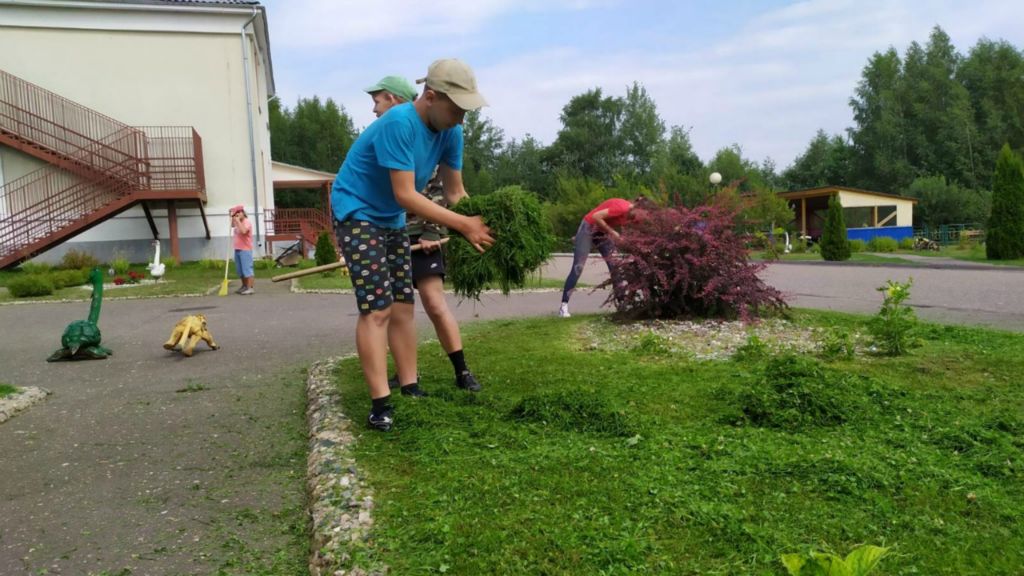 Помощники