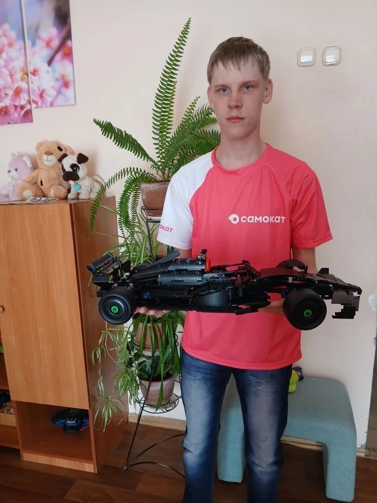 Накануне 18-летия Максима