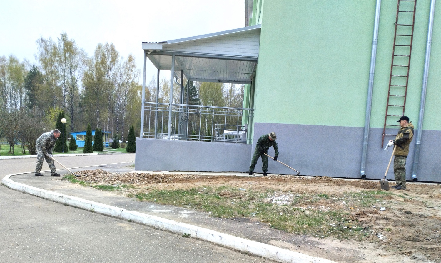 Субботник от УМВД