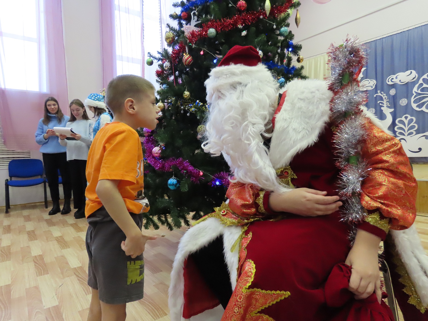 Новогодний праздник от студентов