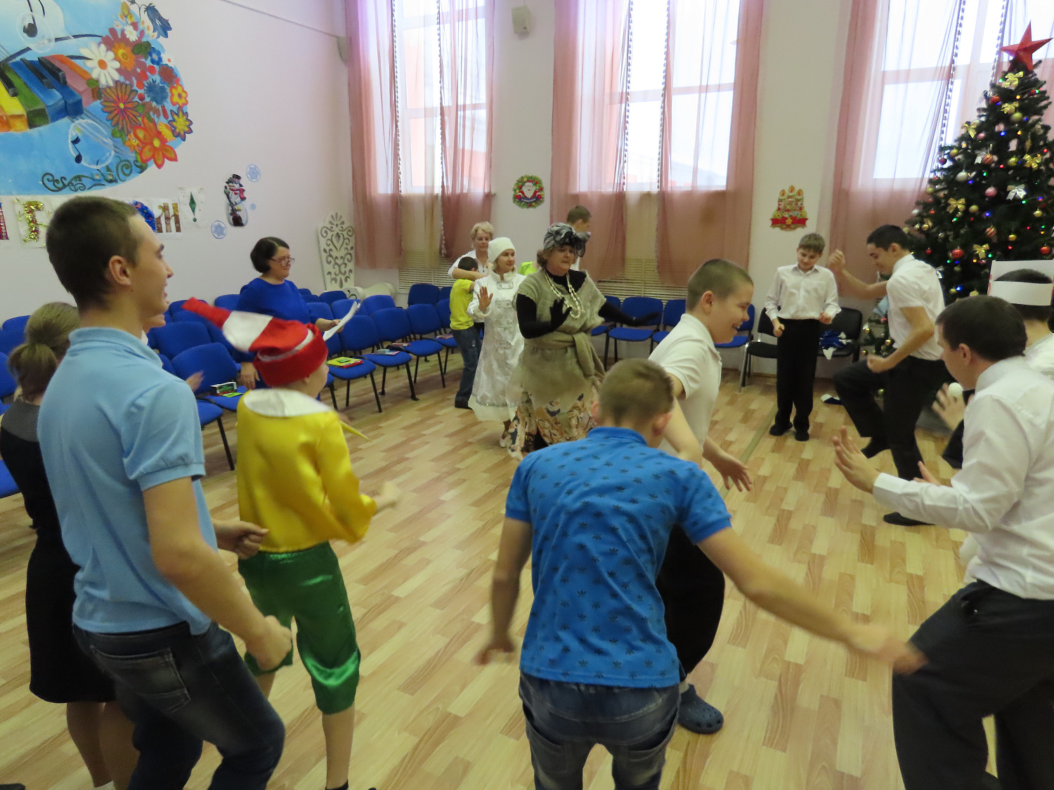 Новогодние утренники
