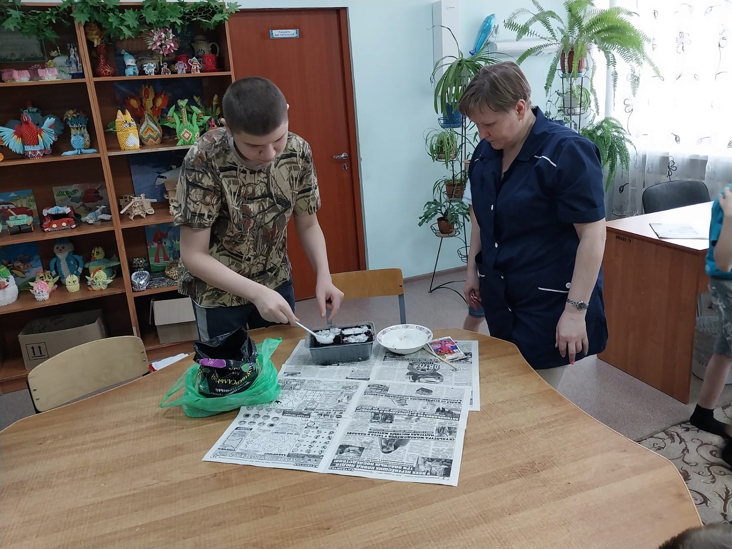 Посадка семян петуньи 