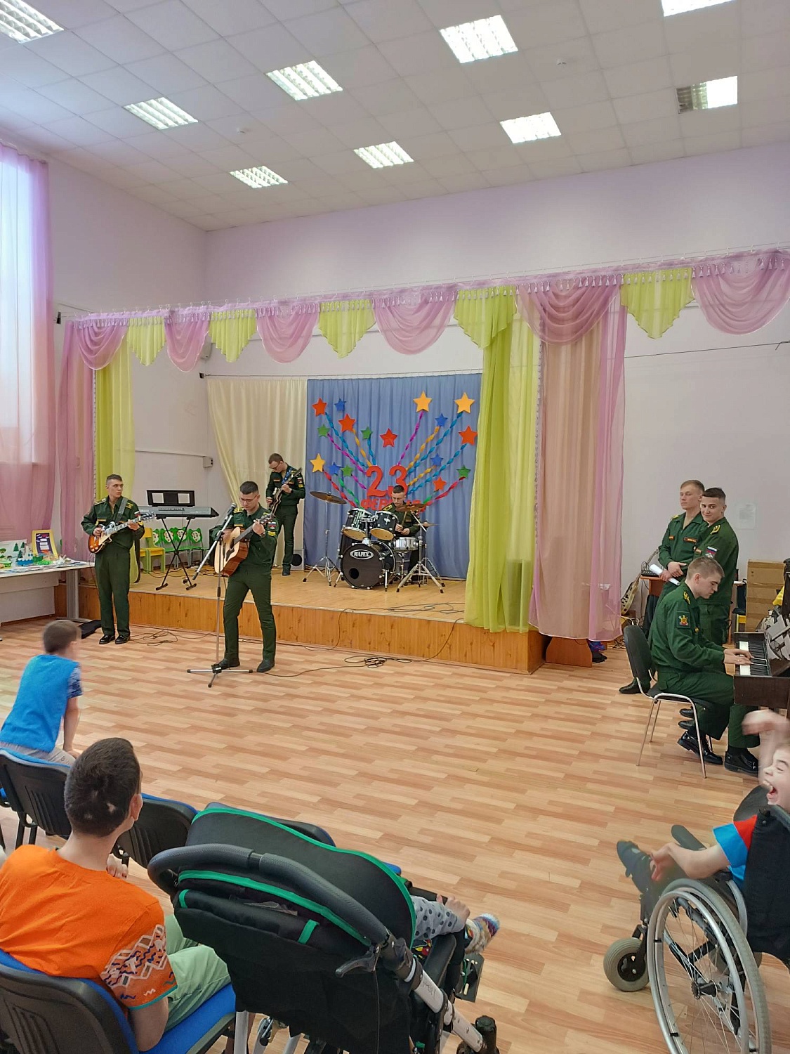 Курсанты в гостях у ребят