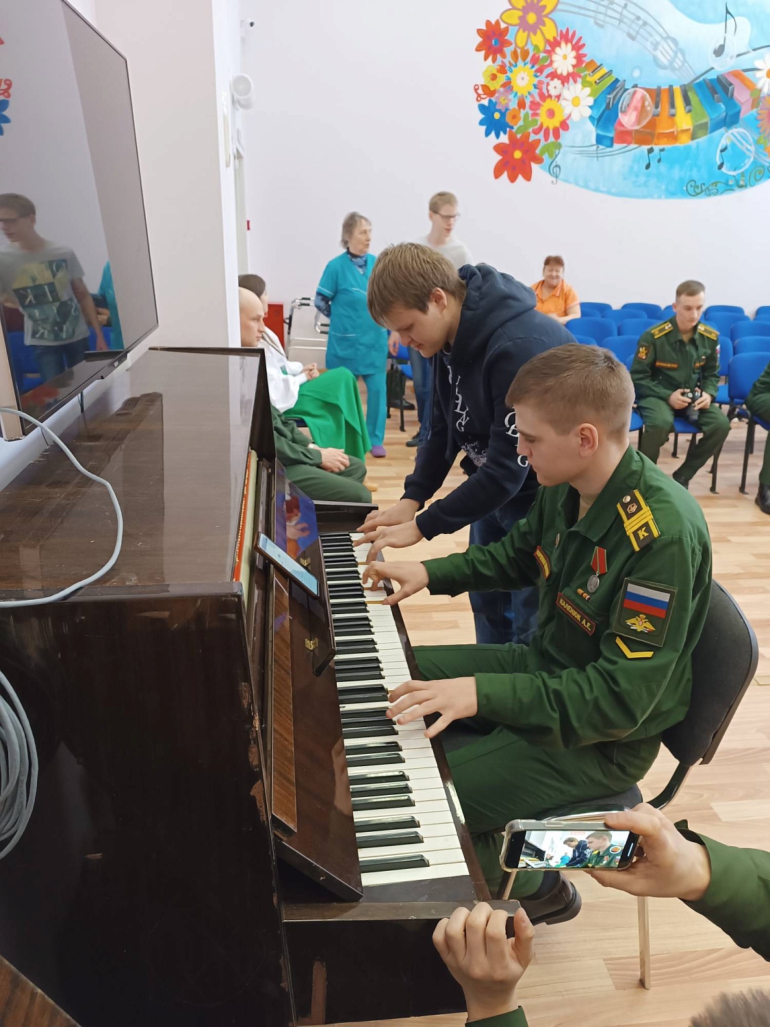 Курсанты в гостях у ребят