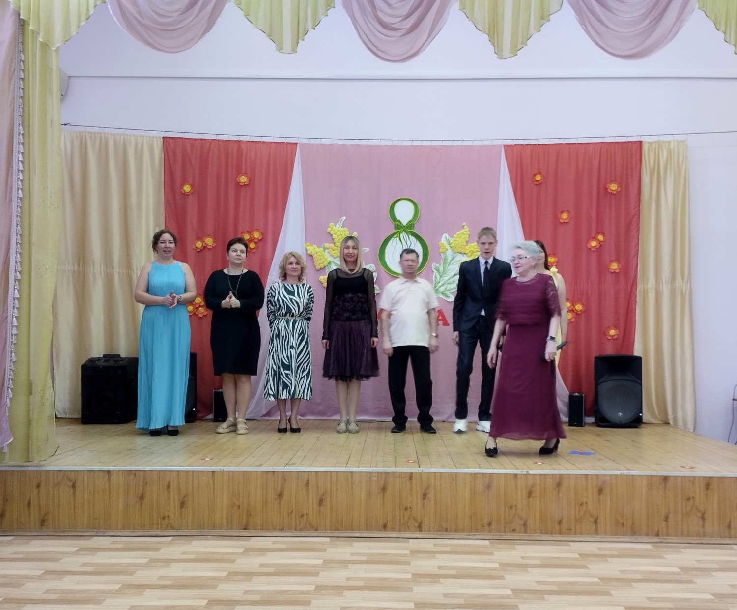 Концерт к 8 марта!