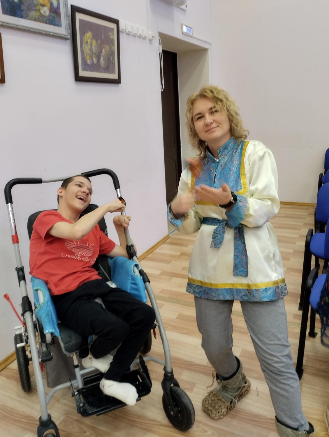 Посиделки в русской избе