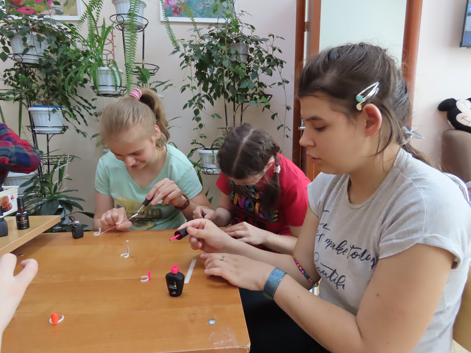 Знакомство с искусством маникюра
