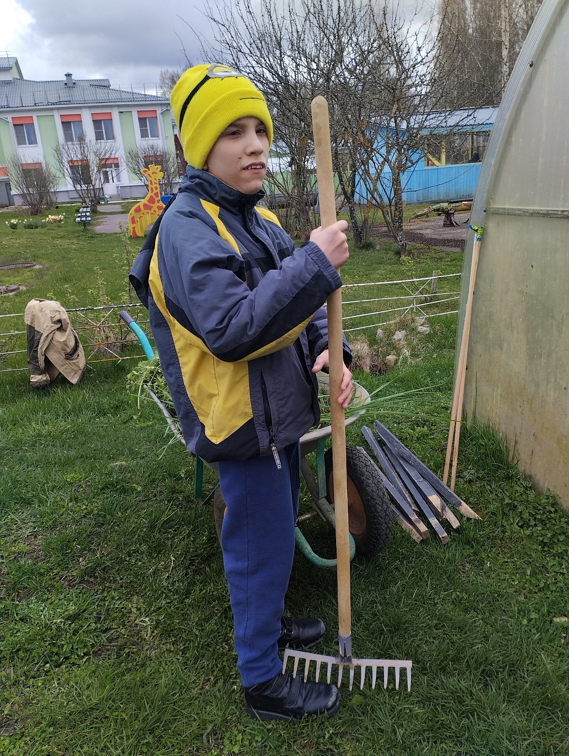 Весенний трудовой десант