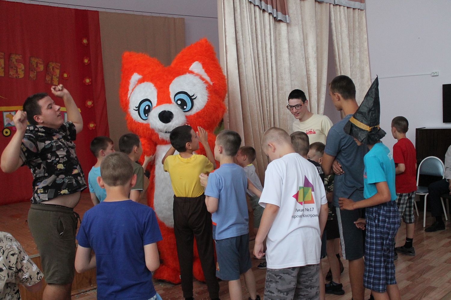  Праздник ко Дню знаний от УМВД 