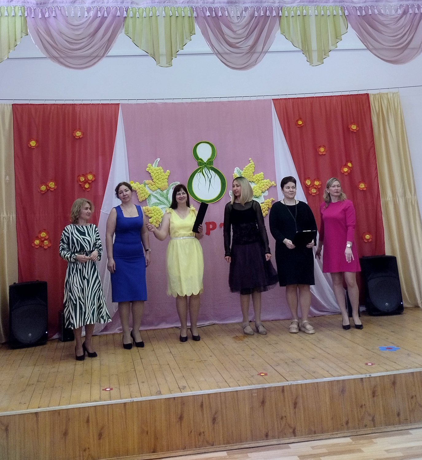 Концерт к 8 марта!