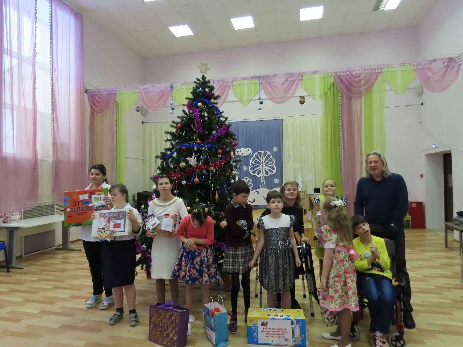 Подарки от друзей
