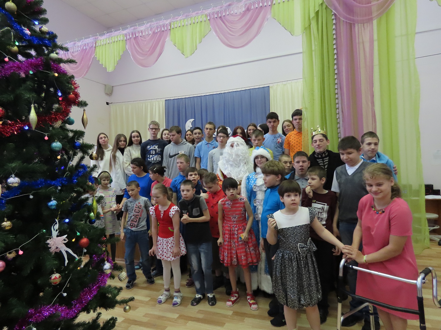 Новогодний праздник от студентов