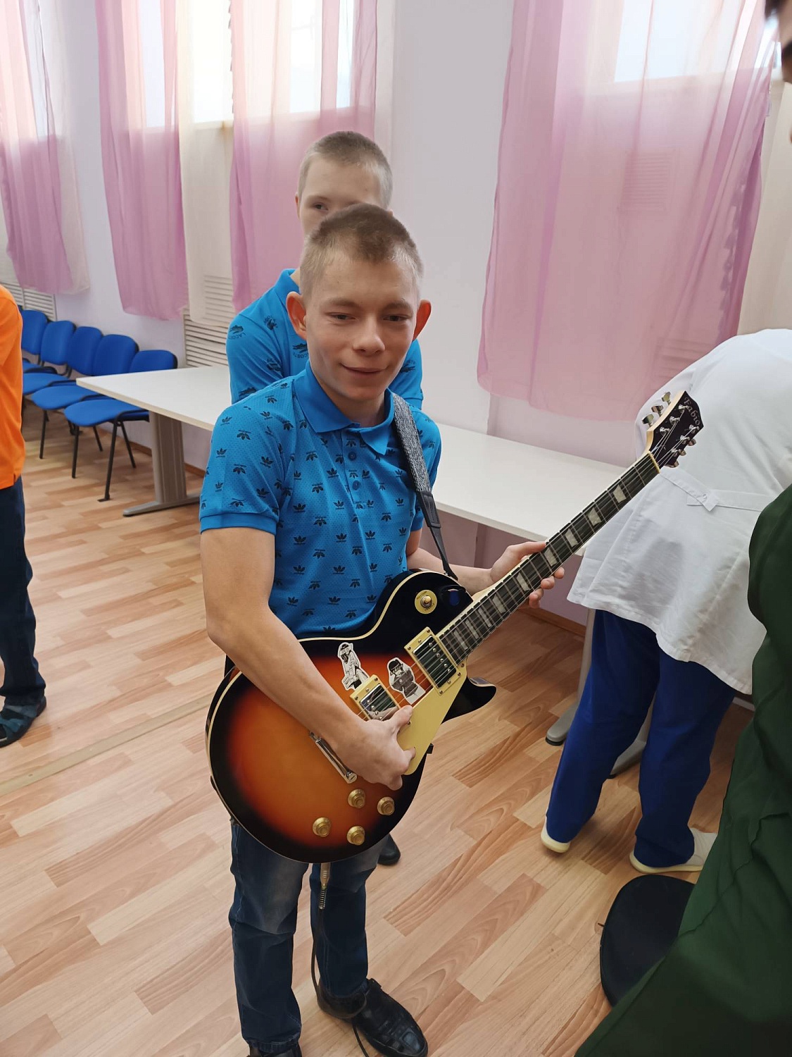 Курсанты в гостях у ребят