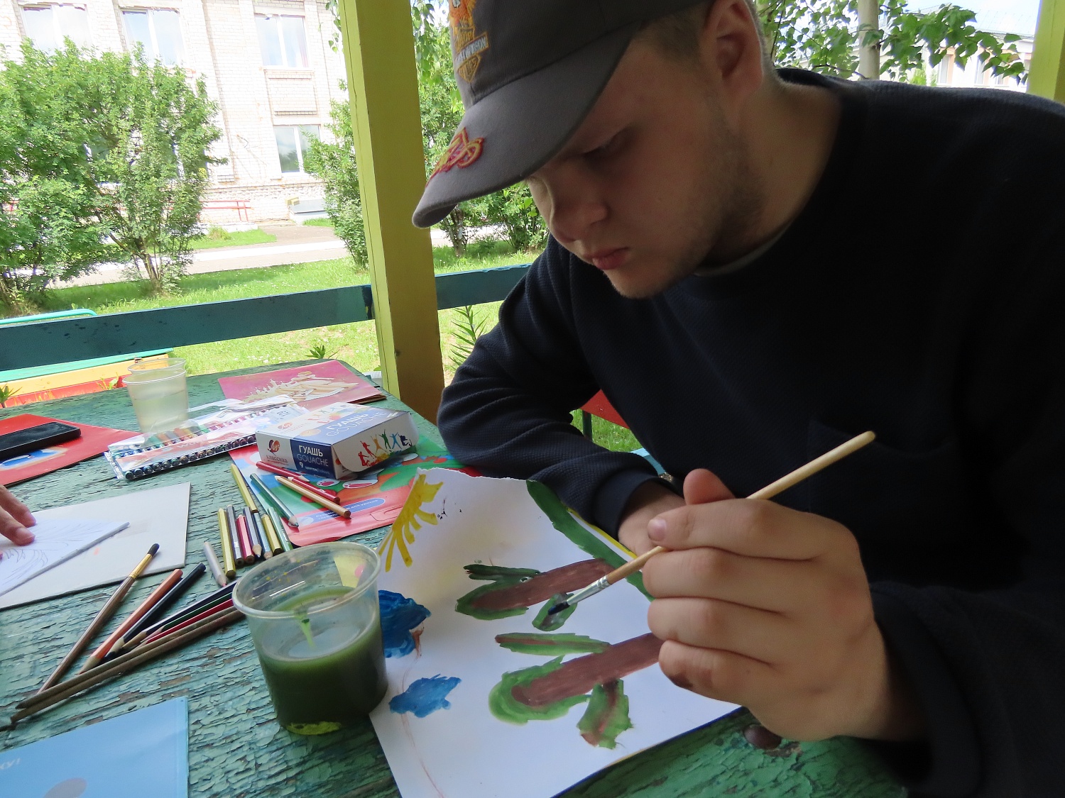 "В мире красок"