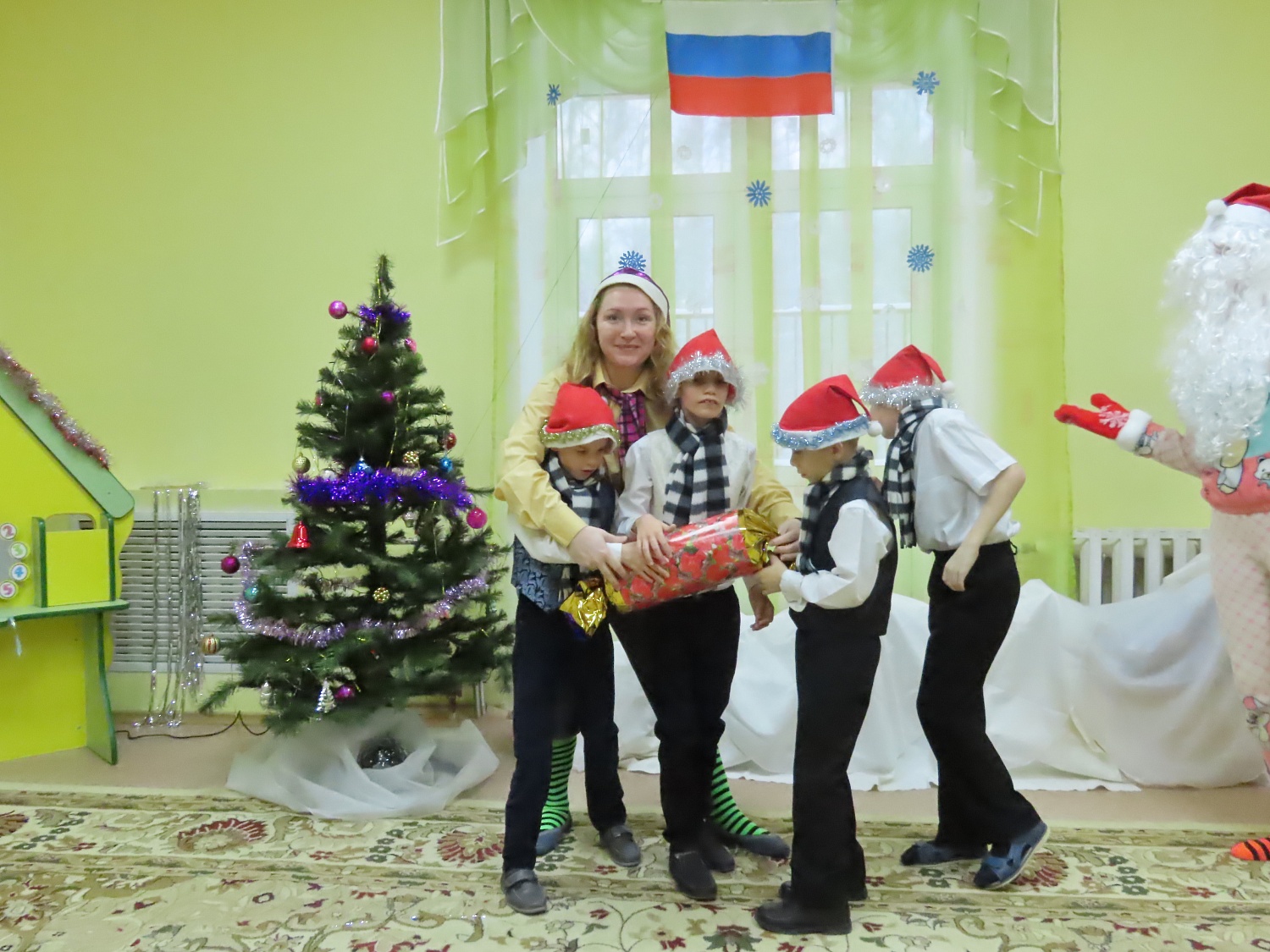 Школьная Ёлка