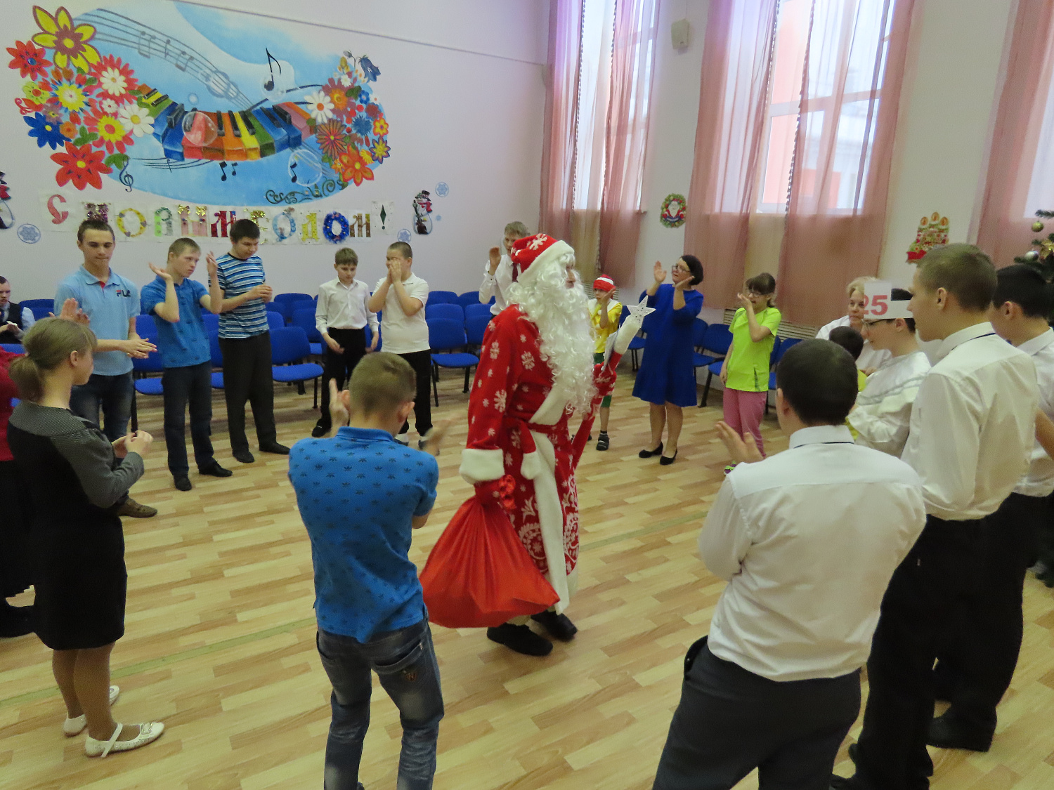 Новогодние утренники