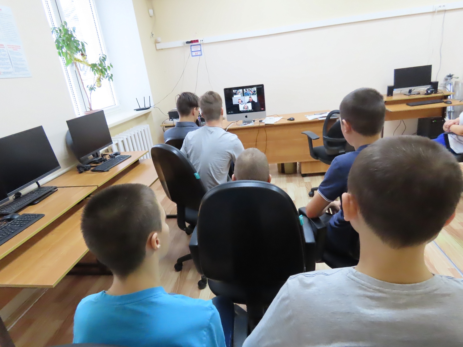 Подарки от ООО «Нормал Вент» и болельщиков "Спартака" из Supporters group