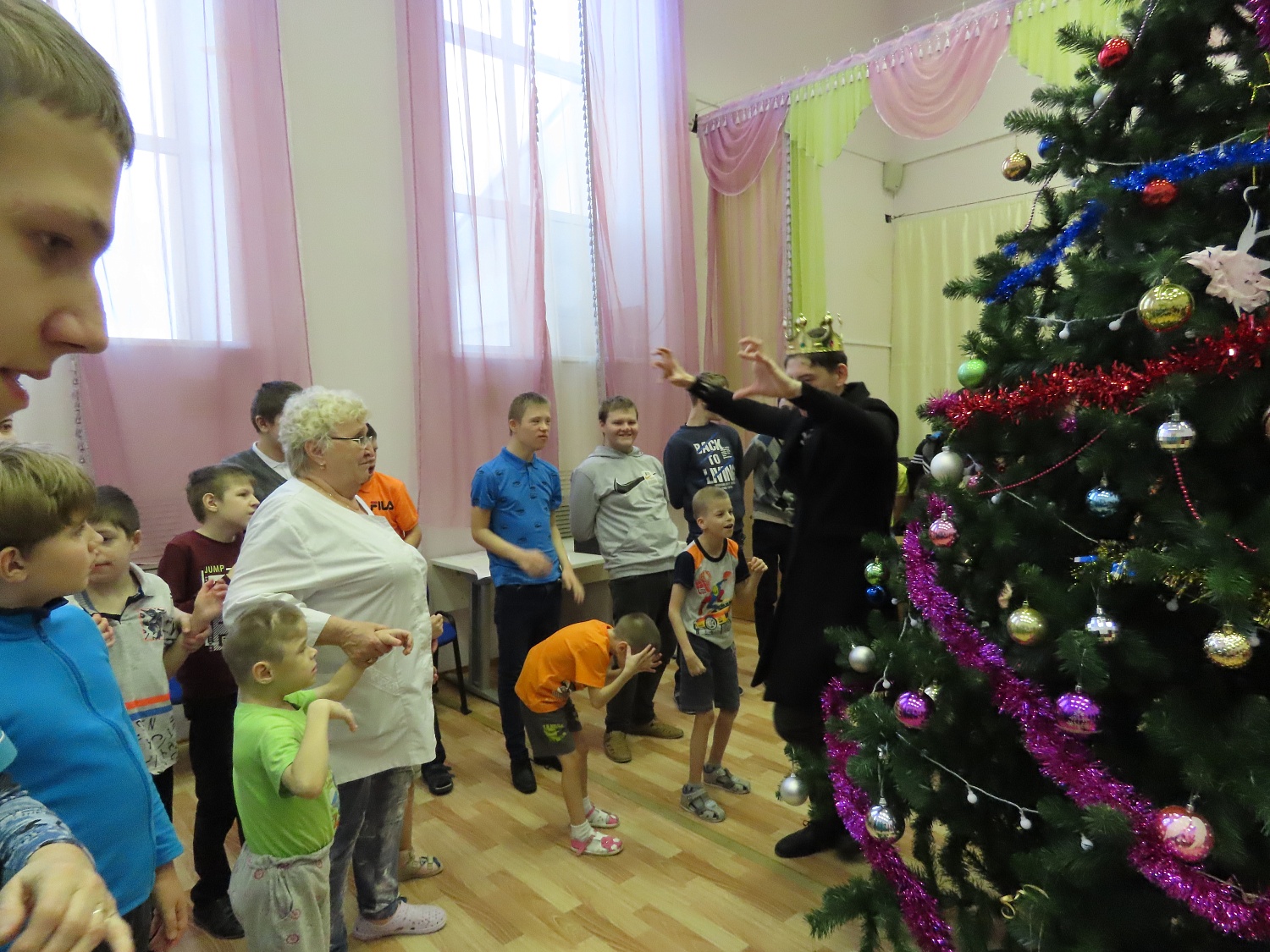 Новогодний праздник от студентов