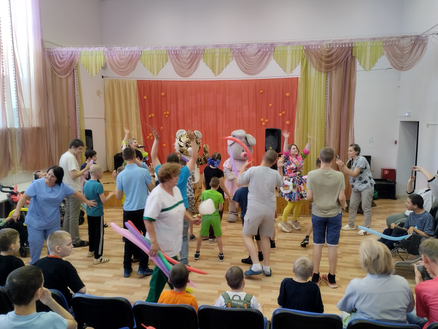 Праздник детства и радости с БФ "Северная корона"