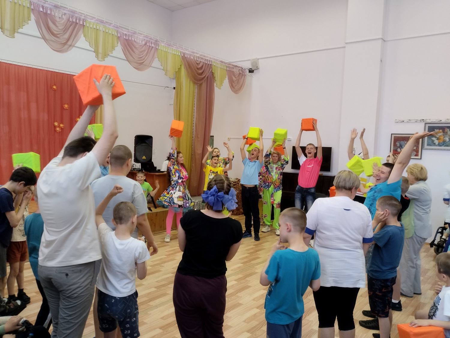 Праздник детства и радости с БФ "Северная корона"