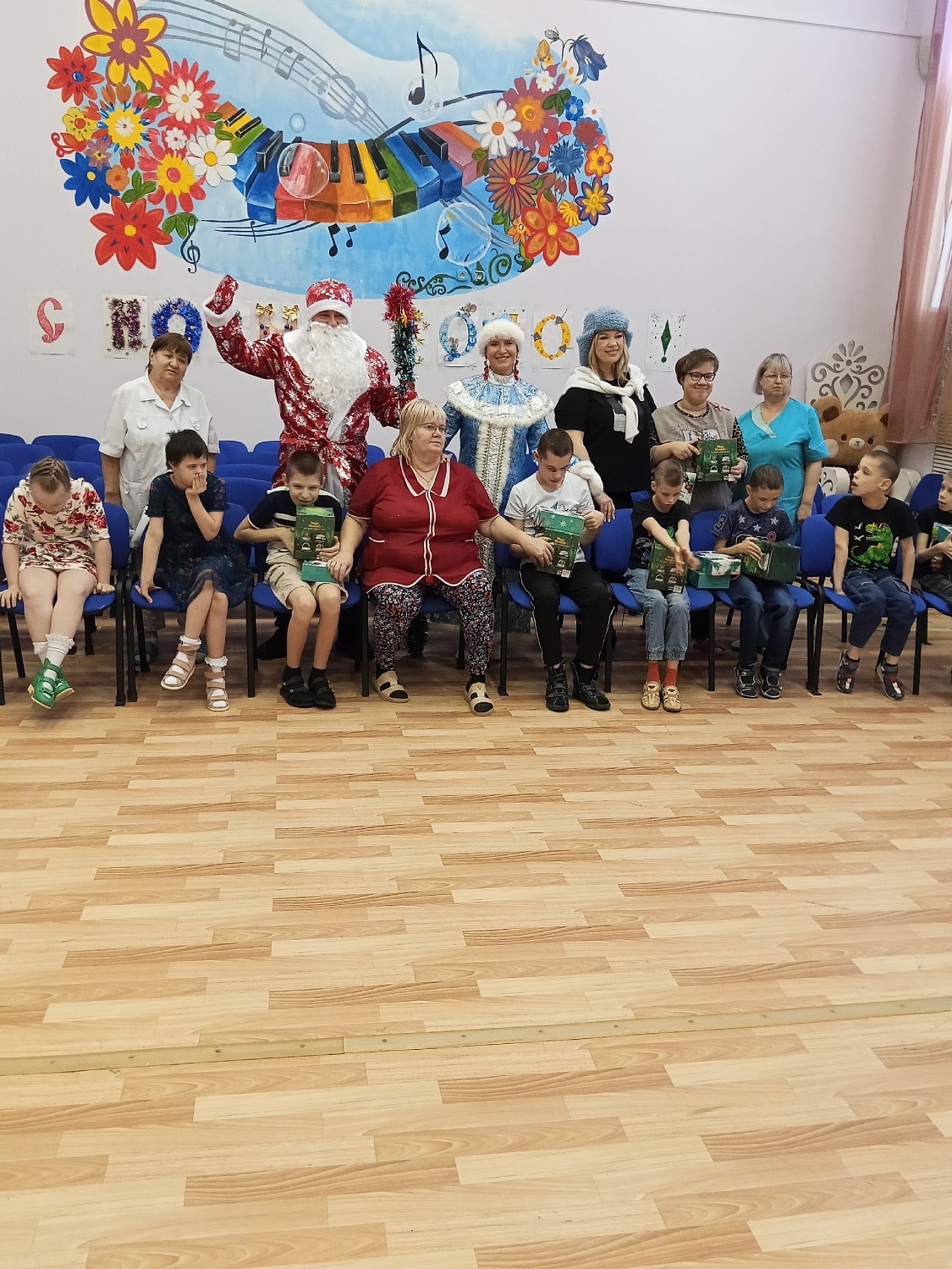 Гости из Москвы.